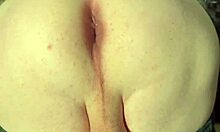 My gf gapes her ass with a buttplug!