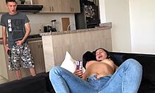 Spending Time With My Stepsister - Spanish Edition