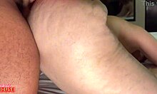 Milf infiel trai marido corno em orgia com 3 caras, usando lingerie e panties! 🔥