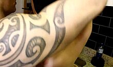 Dando Uma Rapidinha Antes Da Festa Na Cozinha