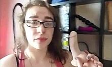 tell me your foot fetish fantasies while i sext you