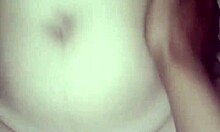 Pornstar matur dă mână și gât adânc la pulă mare