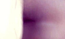 अरे, देखो यह रंडी पहली बार गंद में ले रही है