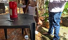 Velho De 60 Anos Safado Fode Uma Garota Num Bar