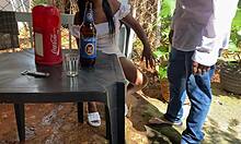 Velho De 60 Anos Safado Fode Uma Garota Num Bar