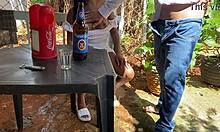 Velho De 60 Anos Safado Fode Uma Garota Num Bar