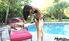 Young amateur gets cum in mouth on Mofozo.com