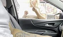 desconocida se sube a mi carro para facial y swallow