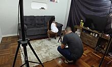 o velinho ficou doido pra fuder a an�zinha rabuda - suruba e bastidores do que rola