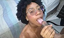 Fiquei desfilando de calcinha até o padrasto me comer