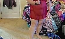 BBW IN LINGERIE STRIPTEASE!!