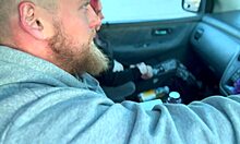 Lesklý XXX vlog s veřejnou creampie ve venkovní drsné seanci