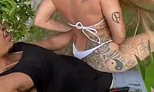 Loira Casada Paulista Dando pro Amante Carioca na Praia