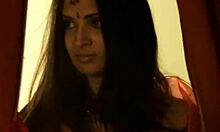 Trying to Arouse My Man with Mature Solo Show