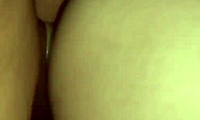 Mi hermanastra se ducha y entro a follar su gran coño!