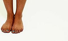 Khalifa's Vintage Ebony Booty In Retro Style