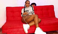 Safado foi fazer uma massagem e eu acabei dando meu cuzinho gostoso até ele jogar leitinho dentro