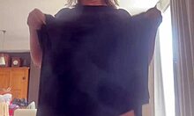 i made the naughty guy cum hard in my pussy