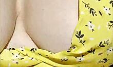 Wifey flashes her perfect tits while driving in the car part 1