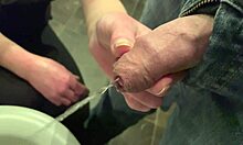 i keep his dick when he pee and next washing my hands in pissing