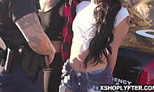 Lp Officer Whips Out His Prick As Two Shoplifter Teens Wrap Their Lips Around It