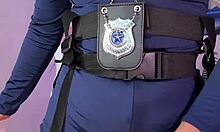 Zastav se, pokryj mi prsa svým spermatem