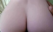 mujer nalgona le gusta coger con su pareja en misionary