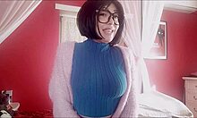 CHANTAL SQUIRT WITH HER NEW SEX TOY!!