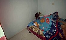 Застенчивая 18+ девчонка соблазнена запретными ласками отчима