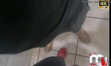 Enquanto Meu Marido Lavava O Carro Fui Até A Conveniência Do Posto Conheci Um Novinho Lindo E Fui Transar No Banheiro Do Posto