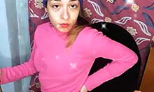 bonneyuwu does her workout routine before recording