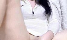 Masturbacijska seja vodi do intenzivnega škropljenja! Za kulisami 2025!