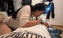 Невероятный минет от моей сводной сестры, пока мы одни дома