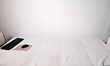 Beautiful Amateur Inserts Fingers Into Tight Ass During Solo Play