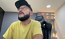 Lindahouston Returns To Suck My Ass!