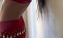 morocha de culo hermoso y muslos grandes me baila mientras se me para la pija