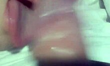 ele gozou e eu continuei mamando o pau gozado