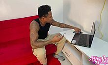 adoro essas brincadeiras escondidas com meu primo