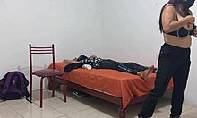 Infermiera Capricciosa Tocca Tette Grandi Succose