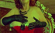 Granny carmen claus enjoys double dildo playtime