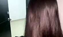 Me Cojo A Mi Vecina Del 404 Mientras Su Marido Trabaja