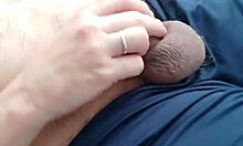 Leoninodelas Ejaculation In The Room