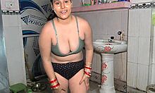 desi girl puja bhabhi rides cock hard