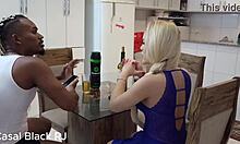 Loira Gostosa Curiosa Em Conhecer Cidade