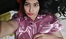 Caliente Latina Chica Despertando Solo Coño Masturbación Casero Real