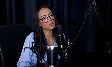 morena gostosa sensualizes on stripper showing big beautiful tits after saying she becomes bisexual when filling ass with drink 😍 - alice vasconcelos