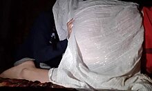 स्टेपमॉम आखिरकार मुझे अपनी गैंड चटवाती है