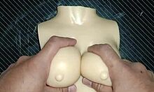 Me Hago Una Paja Rusa Con Las Pequeñas Tetas De Dolly