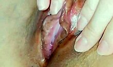 hey, watch this asian slut rub her wet clit 😏