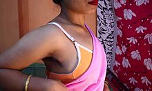 Indian Big Ass Bhabhi Blowjob 😘